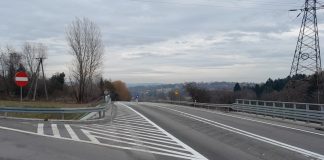 Bochnia-Łapczyca. GDDKiA poprawiła malowanie. Lepsza widoczność na nowym wiadukcie na DK94
