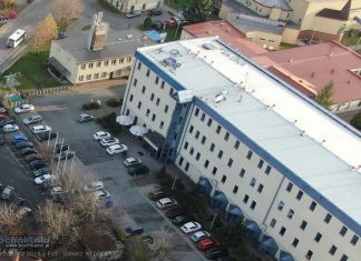 Płatne parkowanie przy dawnym hotelu Nowa Bochnia. W budynku apartamenty na wynajem?