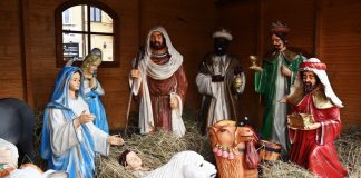 Prokuratura uznała, że figurka Jezusa na huśtawce nie obraziła uczuć religijnych