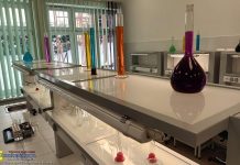 LO im. Mikołaja Kopernika w Brzesku z nowoczesnym laboratorium