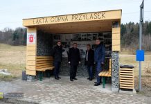 Żegocina. Nowe przystanki, a na nich galerie zdjęć opisujących historię gminy