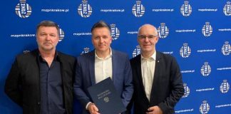 Trener BSF Klaudiusz Hirsch wyróżniony na piłkarskiej gali w Krakowie