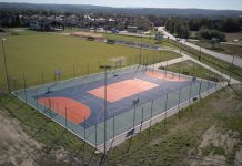 🔸 Gmina Rzezawa: w ośmiu latach wybudowano pięć pięknych boisk wielofunkcyjnych z nawierzchnią poliuretanową