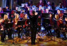 Karnawałowy koncert Orkiestry Sobolów w Oratorium – ZDJĘCIA