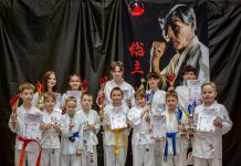 Zawodnicy Oyama Karate z kolejnymi Pucharami