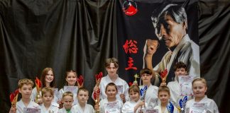 Zawodnicy Oyama Karate z kolejnymi Pucharami