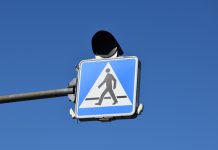 Policja kontrolowała rejony przejść dla pieszych. Aż 72 wykroczenia!