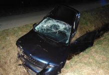 Szczurowa. Pijana matka rozbiła samochód w rowie. Razem z synem trafiła do szpitala