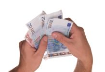 🔸 Pożyczki dla zadłużonych – dodatkowe pieniądze bez sprawdzania baz