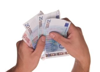 🔸 Pożyczki dla zadłużonych – dodatkowe pieniądze bez sprawdzania baz