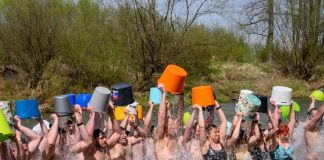 Wielki reset morsów nad Rabą na zakończenie sezonu – ZDJĘCIA, WIDEO