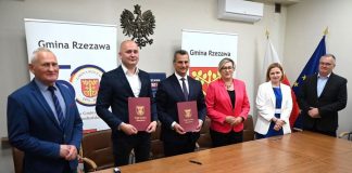Gmina Rzezawa. Rusza rozbudowa ulicy Szkolnej w Krzeczowie