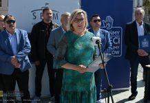Bochnia. Posłanka Józefa Szczurek-Żelazko zachęcała do poparcia inicjatywy „Chrońmy dzieci – wspierajmy rodziców”