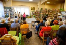 W filii nr 1 Biblioteki otwarto wystawę prac Teresy Mrugacz – ZDJĘCIA