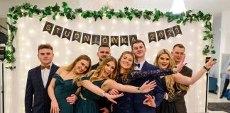 Ruszają matury. A oni dopiero co bawili się na studniówkach! – WIDEO