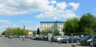 Kolejny etap budowy węzła przesiadkowego przy dworcu PKP. Jeszcze większe utrudnienia