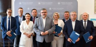 Uczniowie Mechanika łączą naukę z praktyką. Podpisano porozumienie z firmami branży chłodniczej