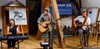 Dni Bochni 2023. Koncert zespołu Cztery Pory Miłowania w Muzeum – ZDJĘCIA