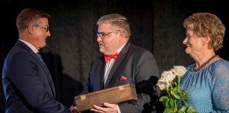 Wyróżnienia Bene Meritus dla Krzysztofa Kołodziejczyka i Towarzystwa Przyjaciół Chorych – Hospicjum – ZDJĘCIA