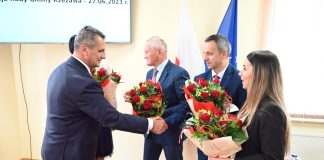 Jednogłośne wotum zaufania i absolutorium dla wójta gminy Rzezawa – ZDJĘCIA
