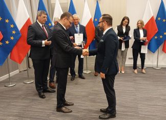 Rafał Rudka z medalem za zasługi dla samorządu terytorialnego