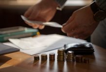 🔸 Klauzule abuzywne w umowach kredytowych złotówkowych