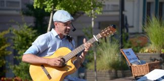 Kulturalna Od-nowa. Na Rynku w Bochni wystąpił Francois Martineau – ZDJĘCIA