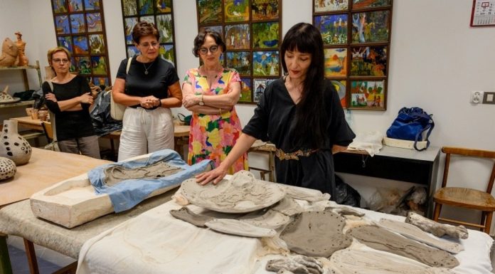 Piknik Ceramiczny „Glina i żar ognia” w wiśnickim „Plastyku” – ZDJĘCIA