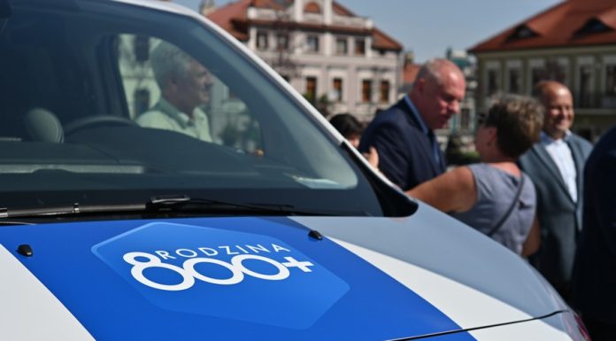 Od stycznia 800+. ZUS: „Nie trzeba składać żadnego dodatkowego wniosku”