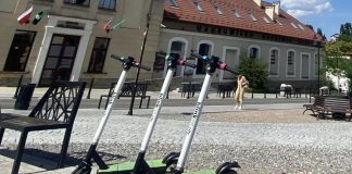 🔸 Elektryczne hulajnogi już w Bochni! JAK KORZYSTAĆ?