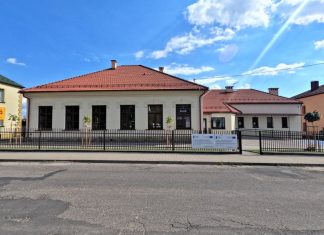 Rzezawa. Zakończono termomodernizację biblioteki i klubu seniora – ZDJĘCIA