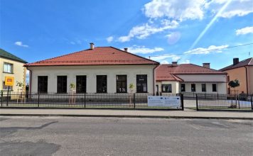Rzezawa. Zakończono termomodernizację biblioteki i klubu seniora – ZDJĘCIA