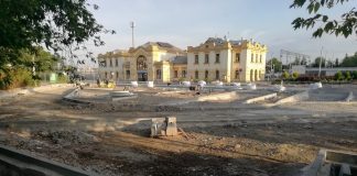 Bochnia. Kolejne opóźnienie budowy węzła przesiadkowego przy dworcu PKP?