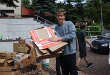 Makulatura na misje. W sobotę zebrano prawie 27 ton papieru i tektury – ZDJĘCIA