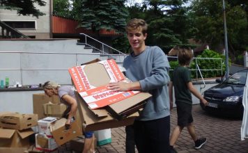 Makulatura na misje. W sobotę zebrano prawie 27 ton papieru i tektury – ZDJĘCIA