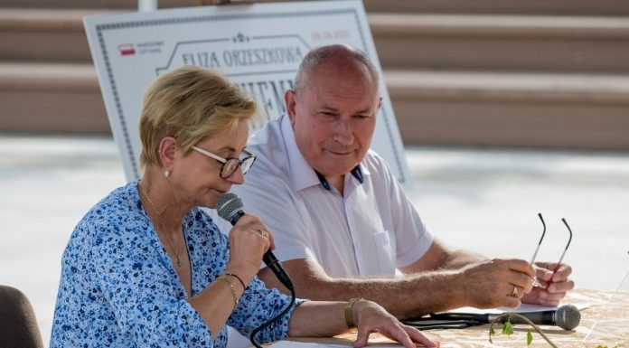 Narodowe Czytanie „Nad Niemnem” na Rynku w Bochni – ZDJĘCIA