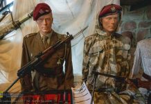 Militarne spotkanie w Galerii Stara Dzwonnica – ZDJĘCIA