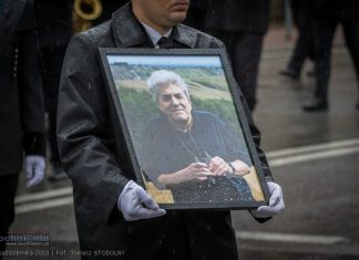 Mieszkańcy pożegnali zmarłego Jana Flaszę – Honorowego Obywatela Bochni