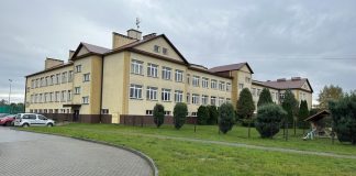 Rzezawa. Ponad 6 mln zł na termomodernizację szkoły