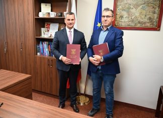 Gmina Rzezawa. Rusza rozbudowa kanalizacji w Dąbrówce i Buczkowie