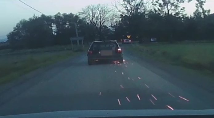 Policyjny pościg za oplem w Wieliczce. Kierowca przewoził narkotyki – WIDEO