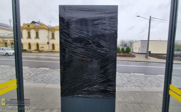 Bochnia. Totem multimedialny przy dworcu PKP