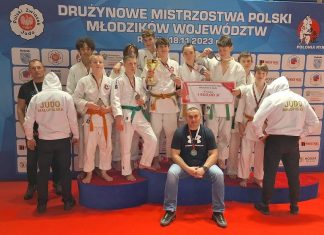 Judo: Bochnianie w srebrnej drużynie Mistrzostw Polski Młodziczek i Młodzików Województw