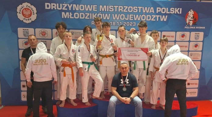 Judo: Bochnianie w srebrnej drużynie Mistrzostw Polski Młodziczek i Młodzików Województw