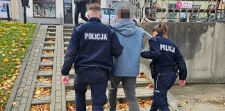 Gdów. Ukradł z samochodu portfel z dokumentami, kartami bankomatowymi i gotówką