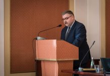 Powiat Bocheński. Ponad 48 mln złotych na inwestycje w 2024 roku. Starosta cytował na sesji prezydenta USA