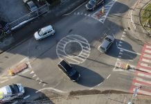 Bochnia. Mini rondo Wygoda-Poniatowskiego. „Więcej takich rond w Bochni” – WIDEO