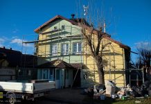 Gmina Borzęcin. Trwa modernizacja budynku w Bielczy