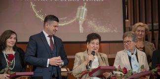 Seniorka z Borzęcina z wyróżnieniem w plebiscycie „Senior i Seniorka Roku”