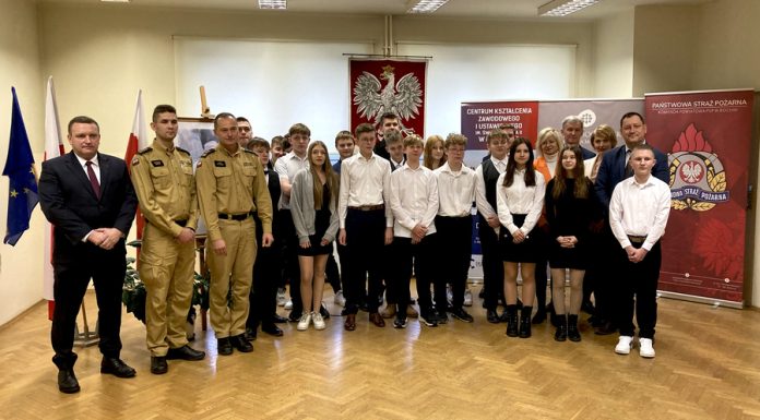 CKZiU w Łapanowie z klasą pod patronatem PSP w Bochni